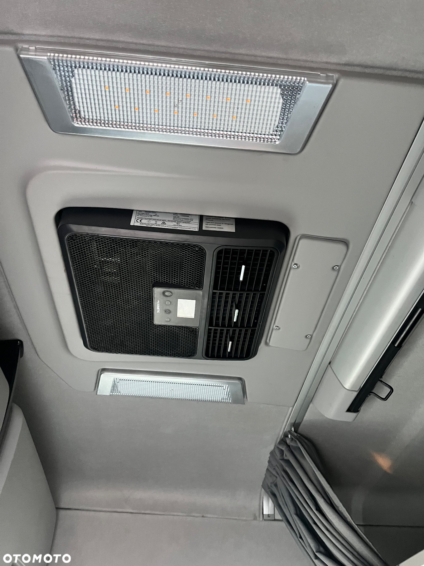 Renault T 520 / Sprowadzony / Klima postojowa / poduszki przód+tył / po złotym kontrakcie - 18