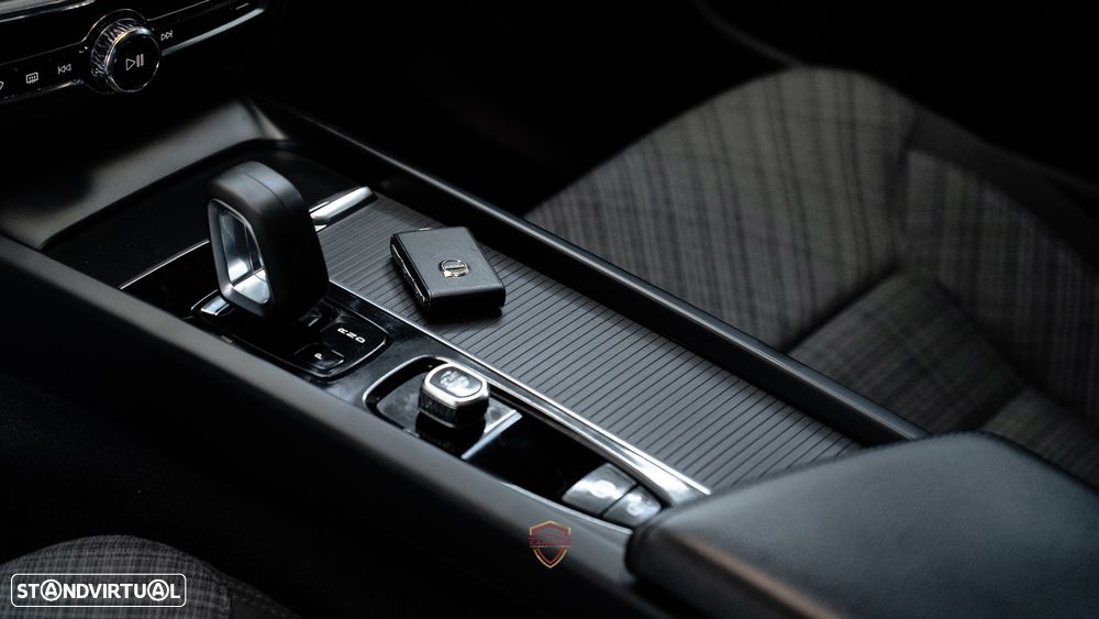 Volvo XC 60 2.0 T8 PHEV Inscription Expression AWD - 30