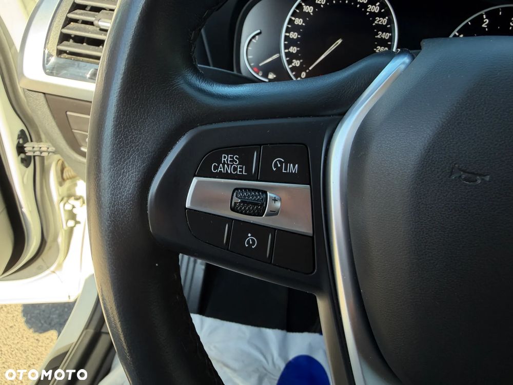 BMW X3 xDrive20i GPF Advantage - 26