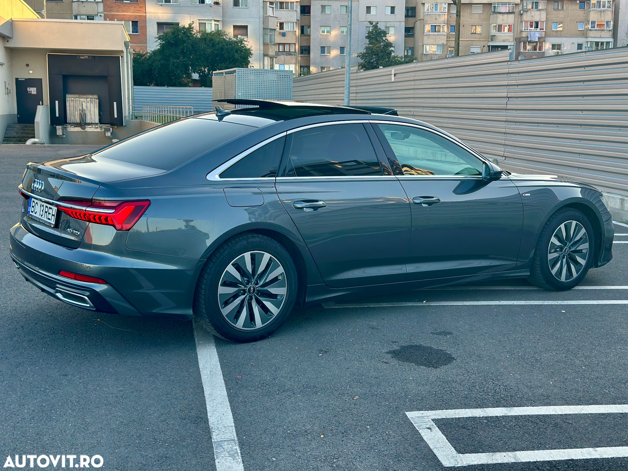 Audi A6 Avant 40 TDI S tronic S line - 11