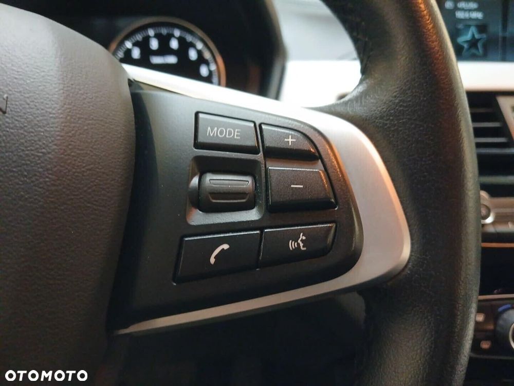 BMW X2 sDrive18i - 28