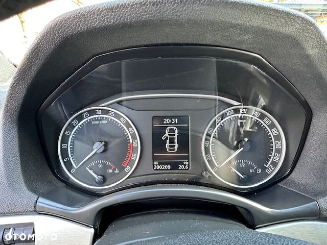 Skoda Octavia 2.0 TDI CR DPF DSG RS - 11