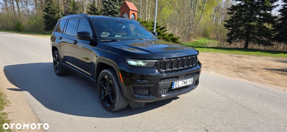 Jeep Grand Cherokee - 31