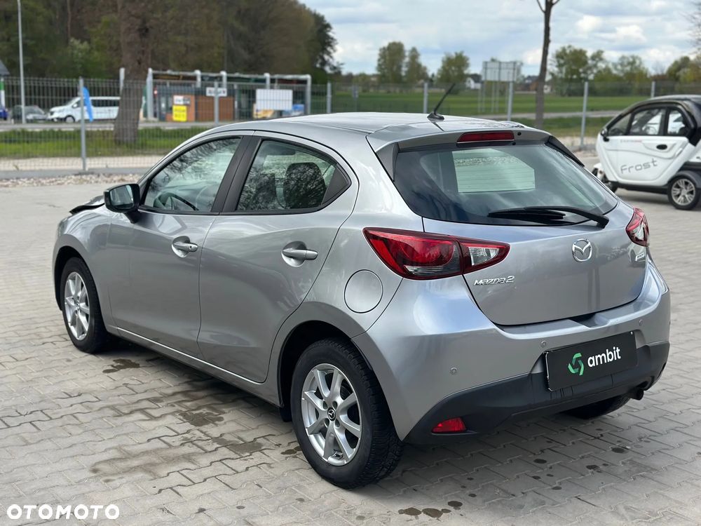 Mazda 2 - 7