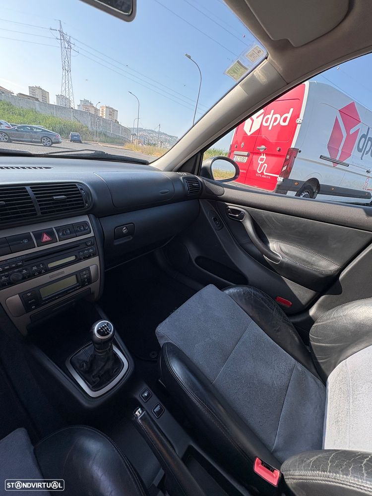 SEAT Leon 1.9 TDI FR - 12