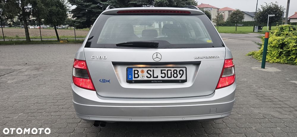 Mercedes-Benz Klasa C 180 Kompressor Classic - 15