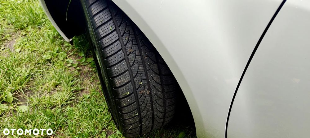 Hyundai ix20 1.4 blue YES Silver - 31
