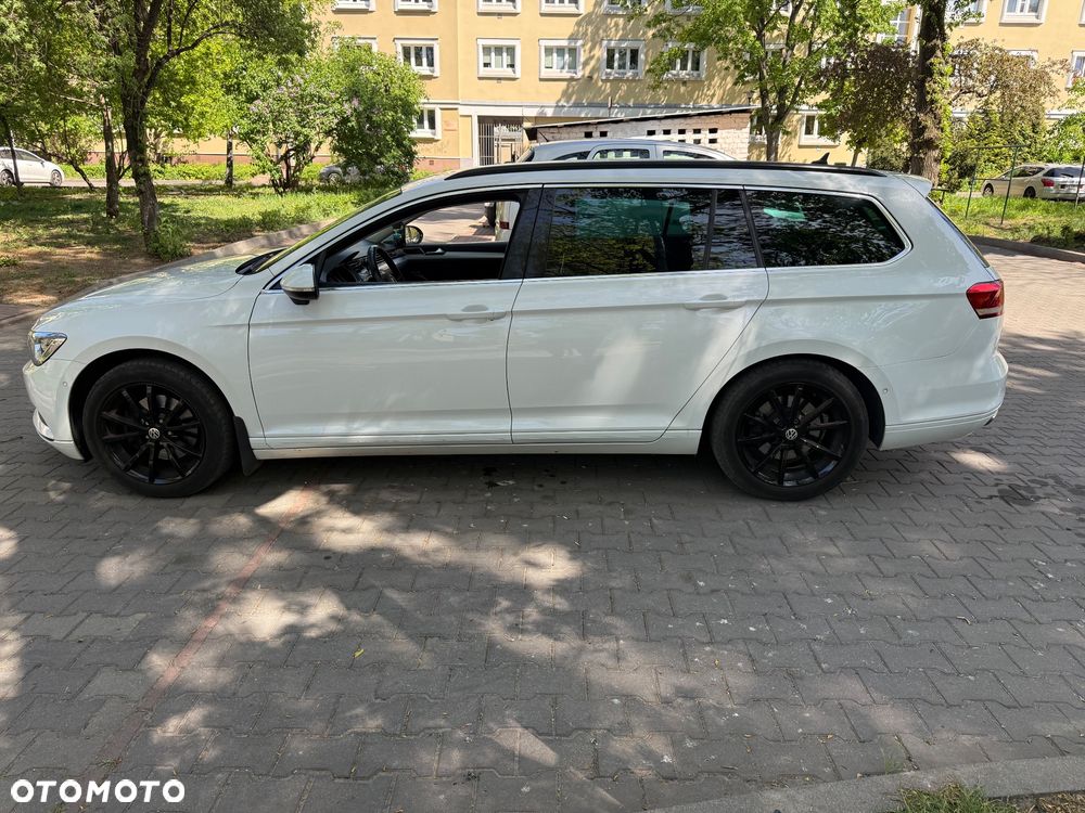 Volkswagen Passat - 4