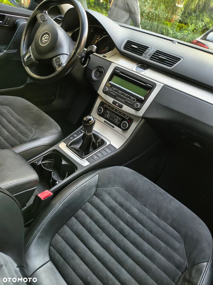 Volkswagen Passat 2.0 TSI Highline - 7