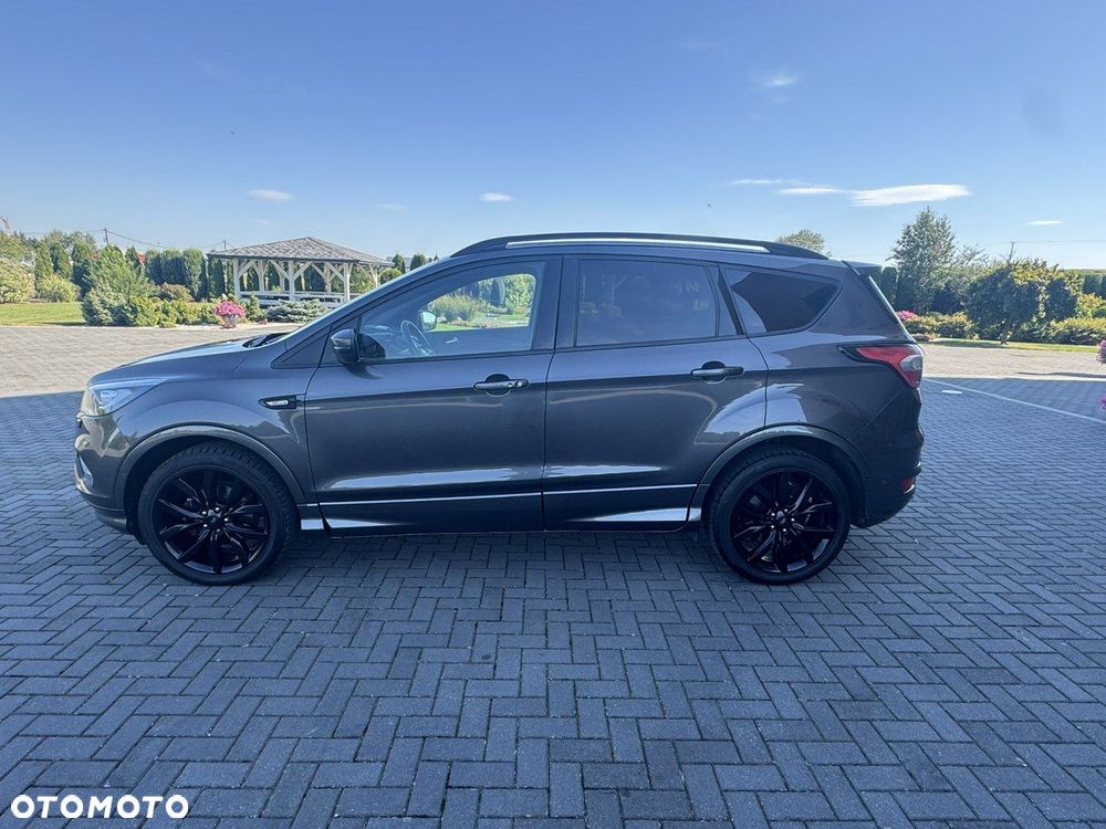 Ford Kuga - 10
