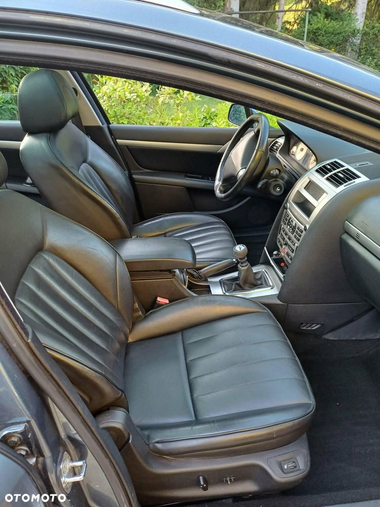 Peugeot 407 - 5