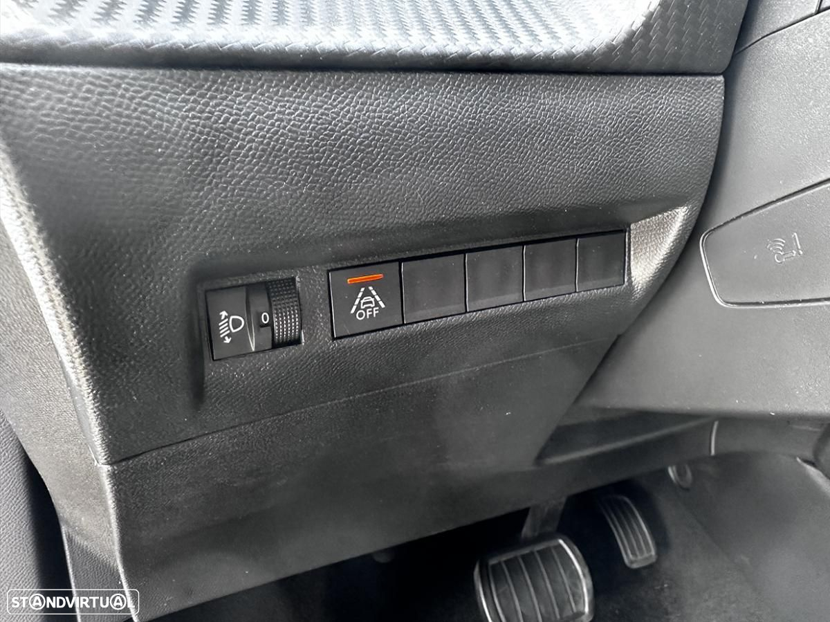 Peugeot e-2008 Active Pack - 19