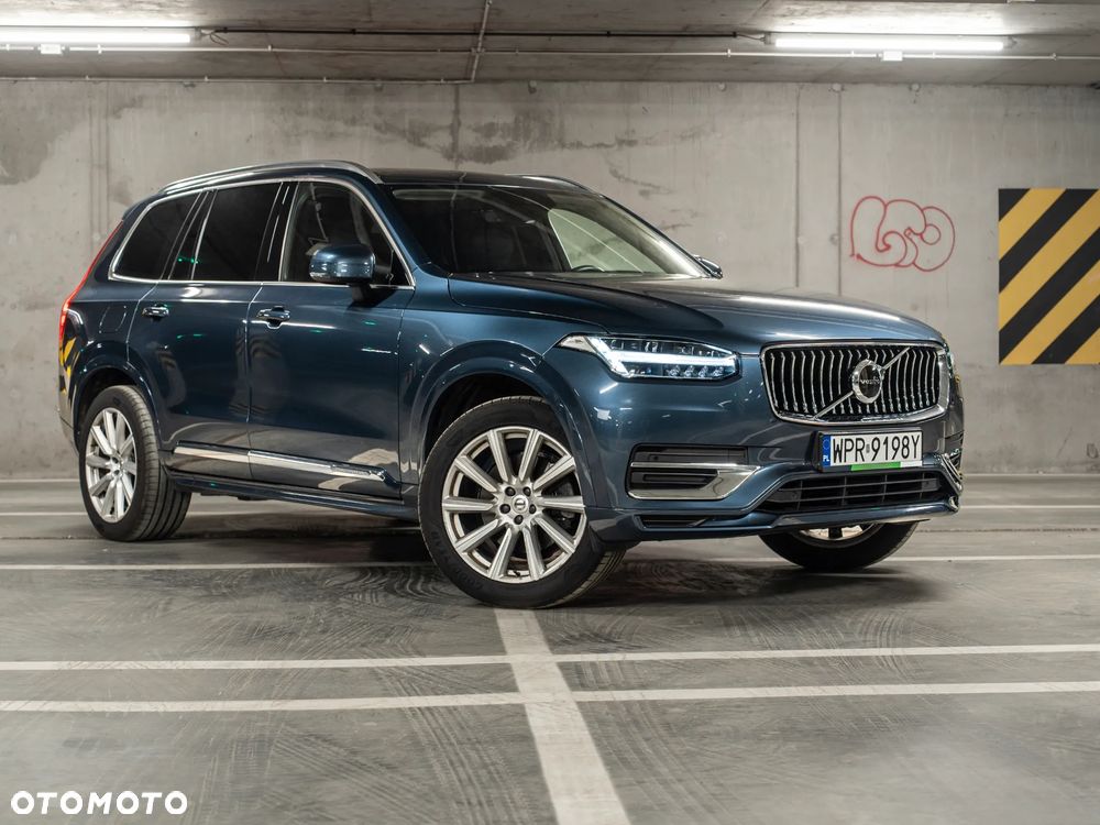 Volvo XC 90 B5 D AWD Momentum - 8