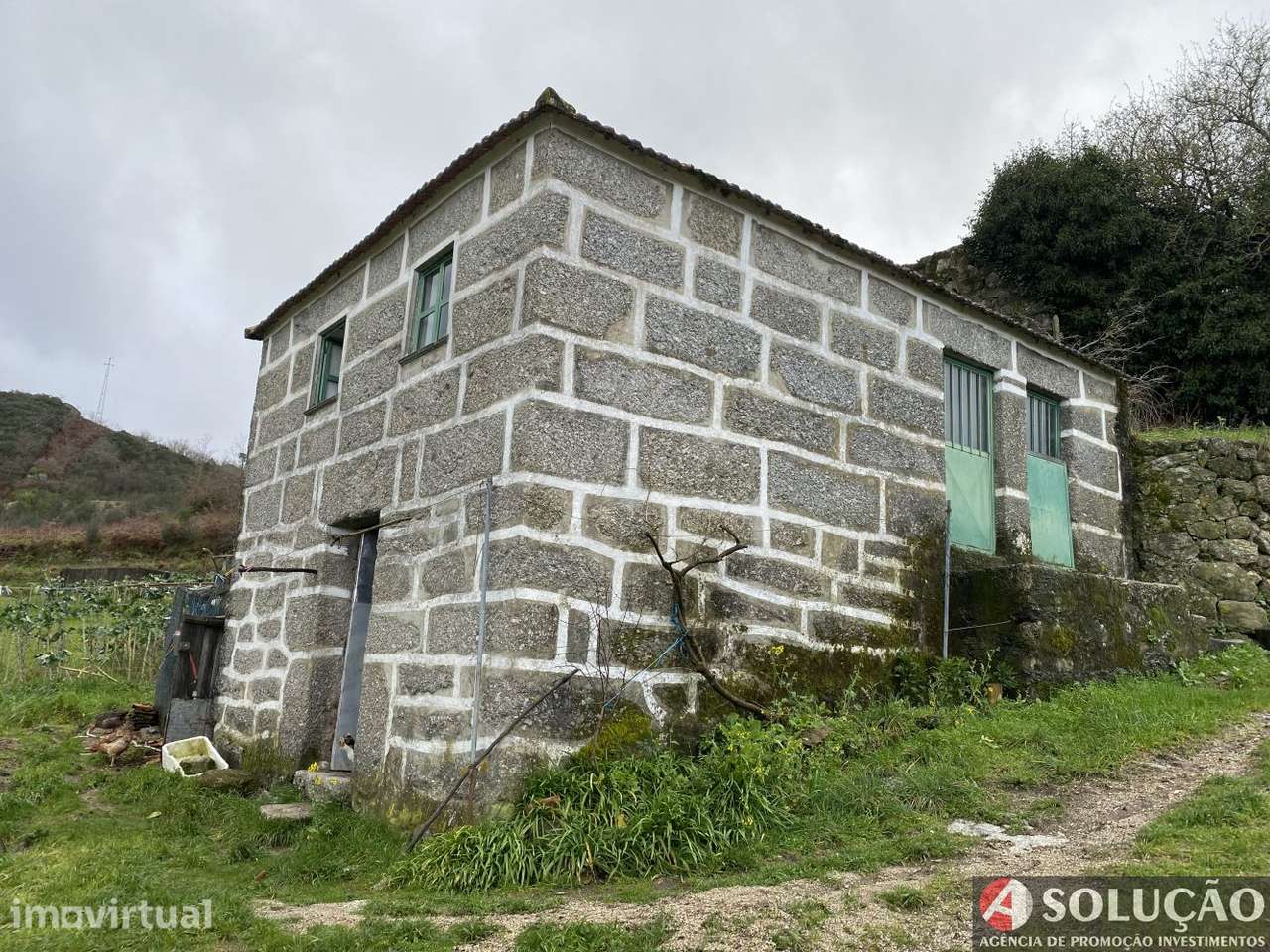 Refúgio de Montanha "Off-Grid" em Plena Natureza - Grande imagem: 4/23