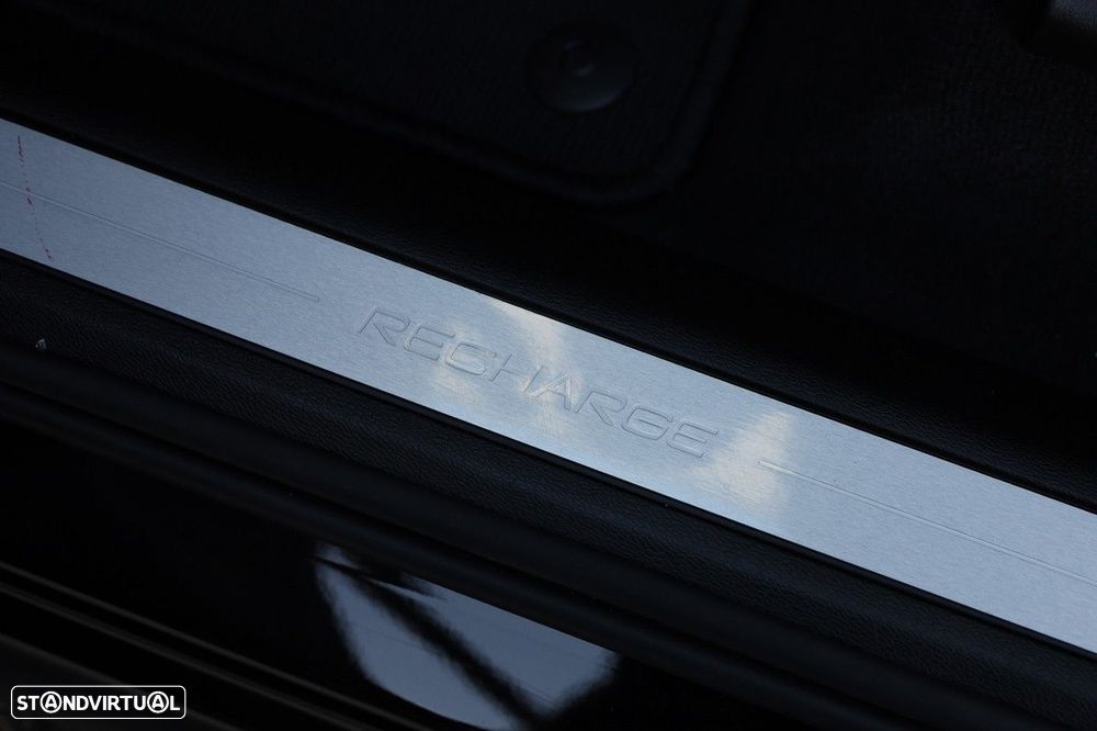 Volvo XC 60 2.0 T6 PHEV Black Edition AWD - 33