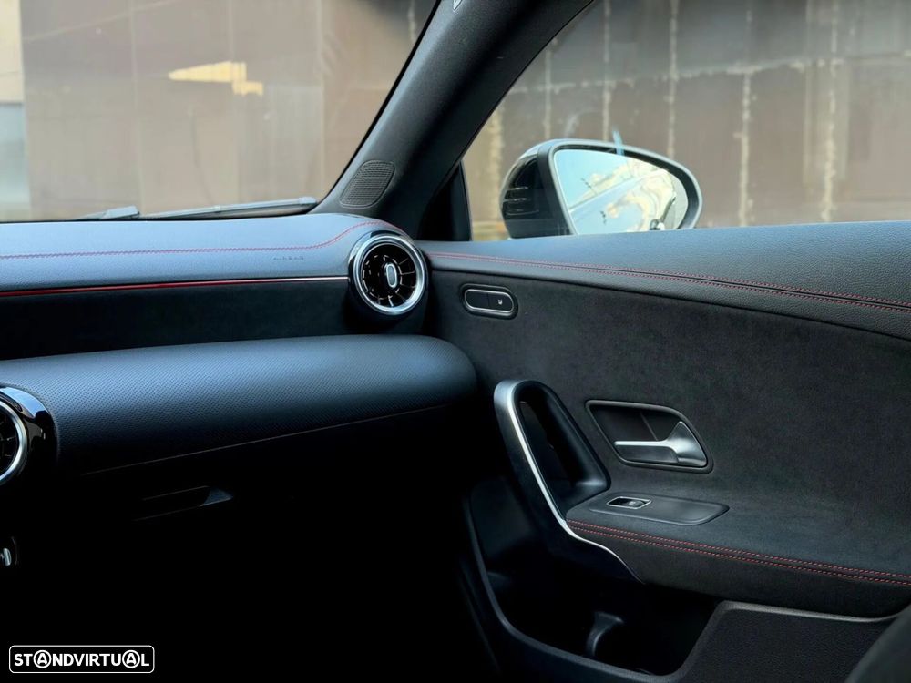 Mercedes-Benz CLA 250 e Shooting Brake AMG Line - 47