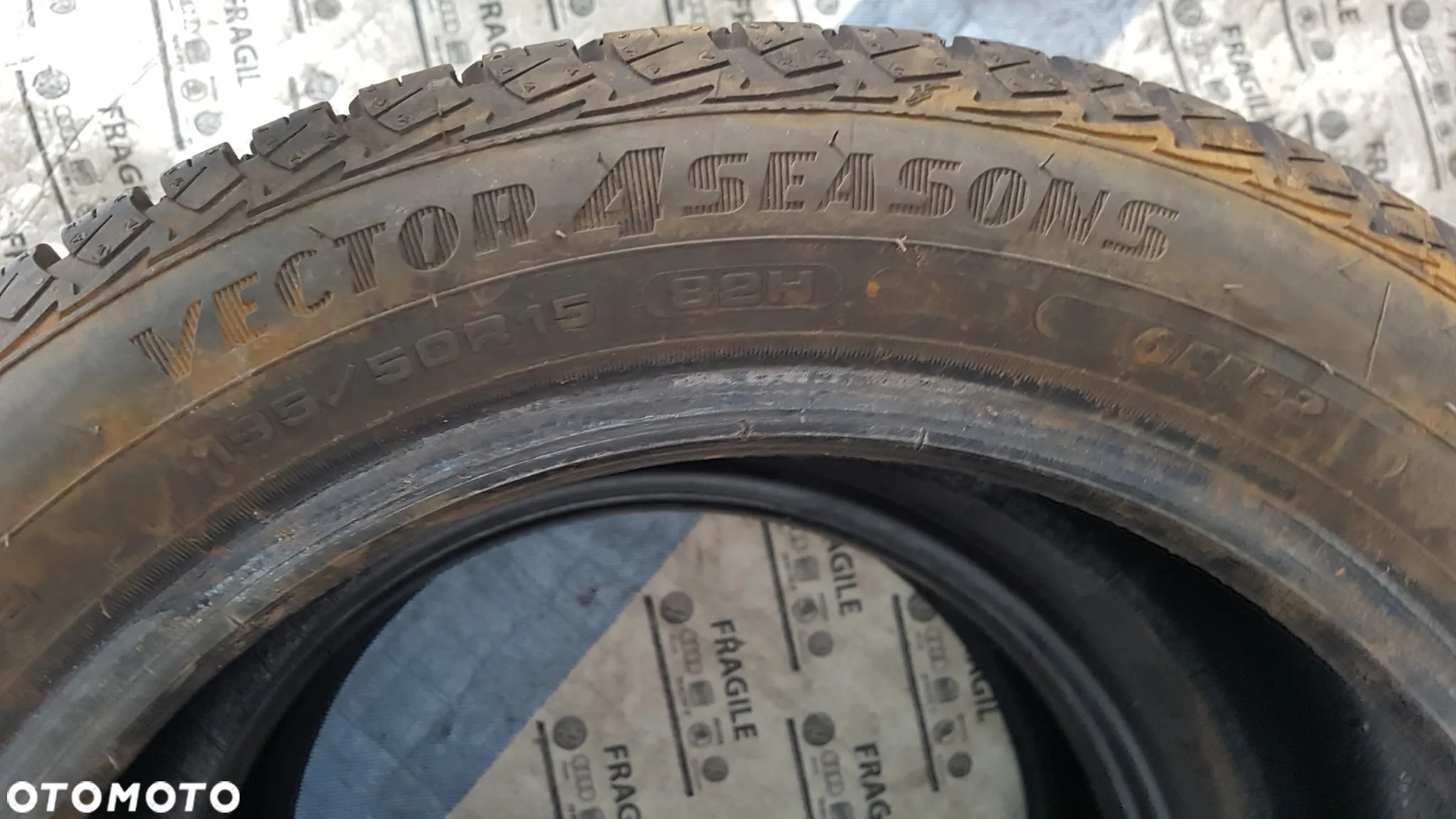 OPONY CAŁOROCZNE 195/50r15  195/50/15 GOODYER VECTOR 4SEASON GEN2 - 21