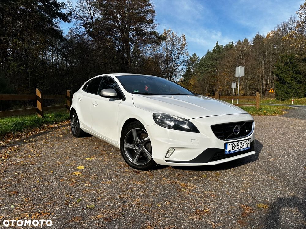 Volvo V40 D2 R-Design - 5