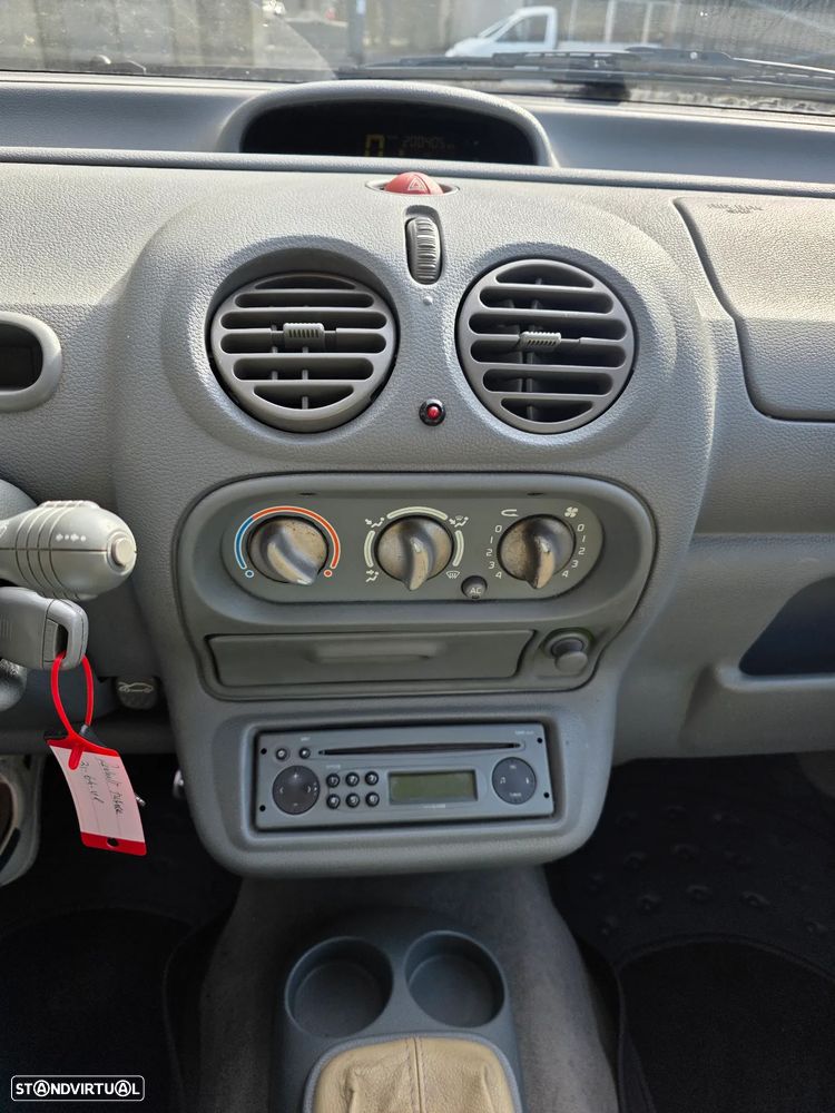 Renault Twingo 1.2 16V Expression - 9