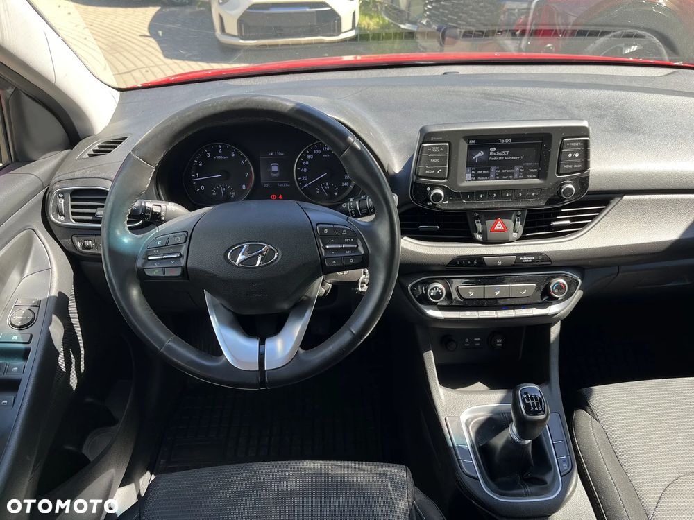 Hyundai i30 1.4 Classic + - 13