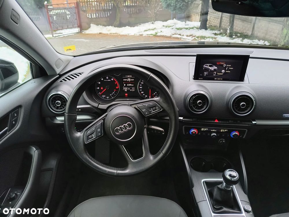 Audi A3 Sportback 1.5 TFSI cylinder on demand sport - 23