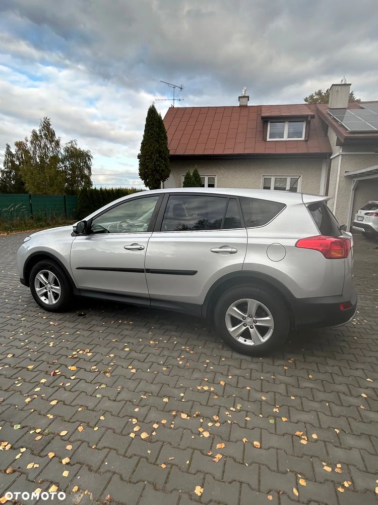 Toyota RAV4 2.0 D-4D Premium 4x2 - 9