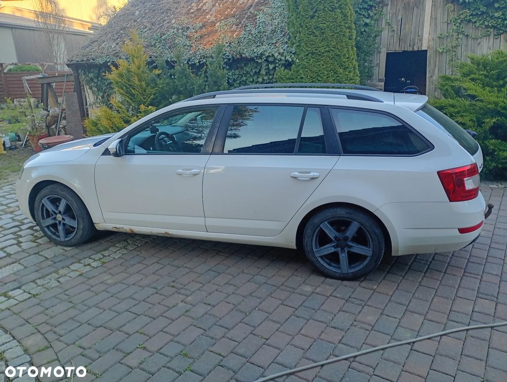 Skoda Octavia 1.6 TDI Green tec Ambition - 2