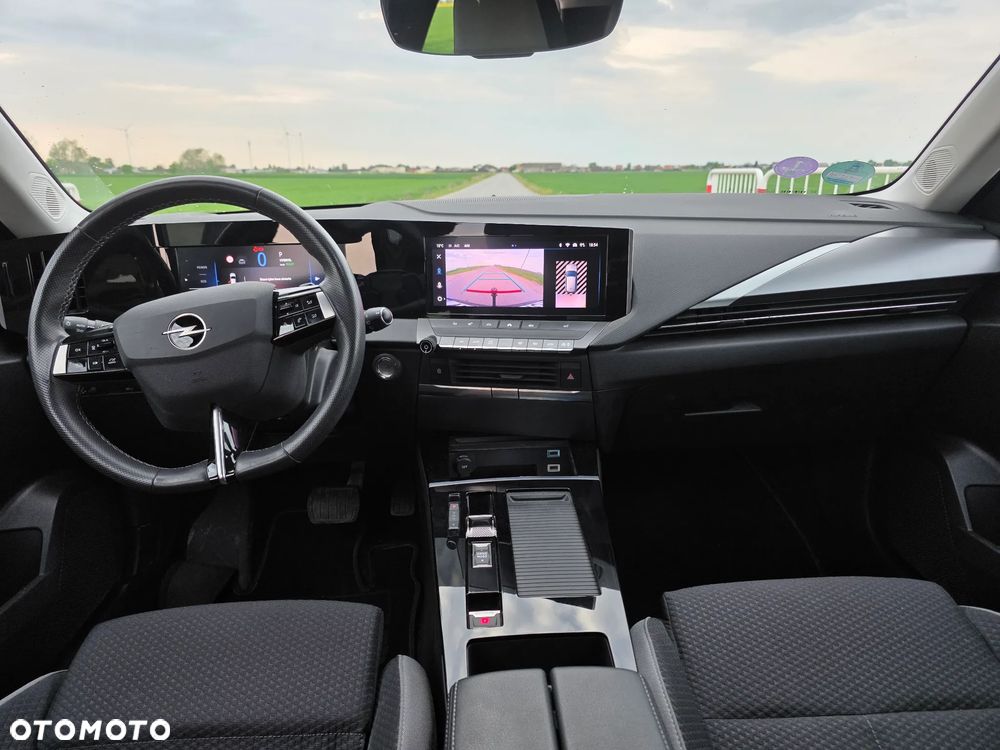 Opel Astra 1.6 T Plug-in Hybrid Edition - 5