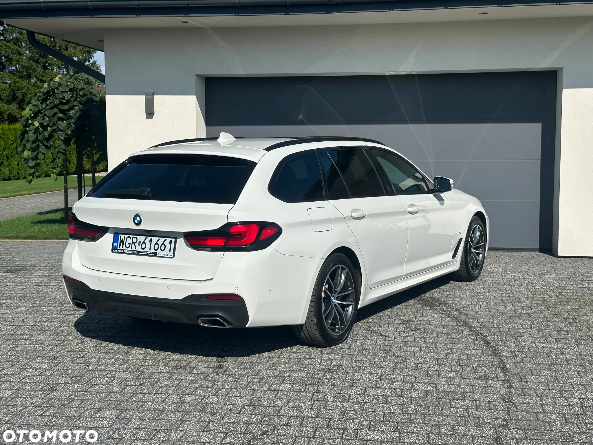 BMW Seria 5 520d Touring M Sport Edition - 5