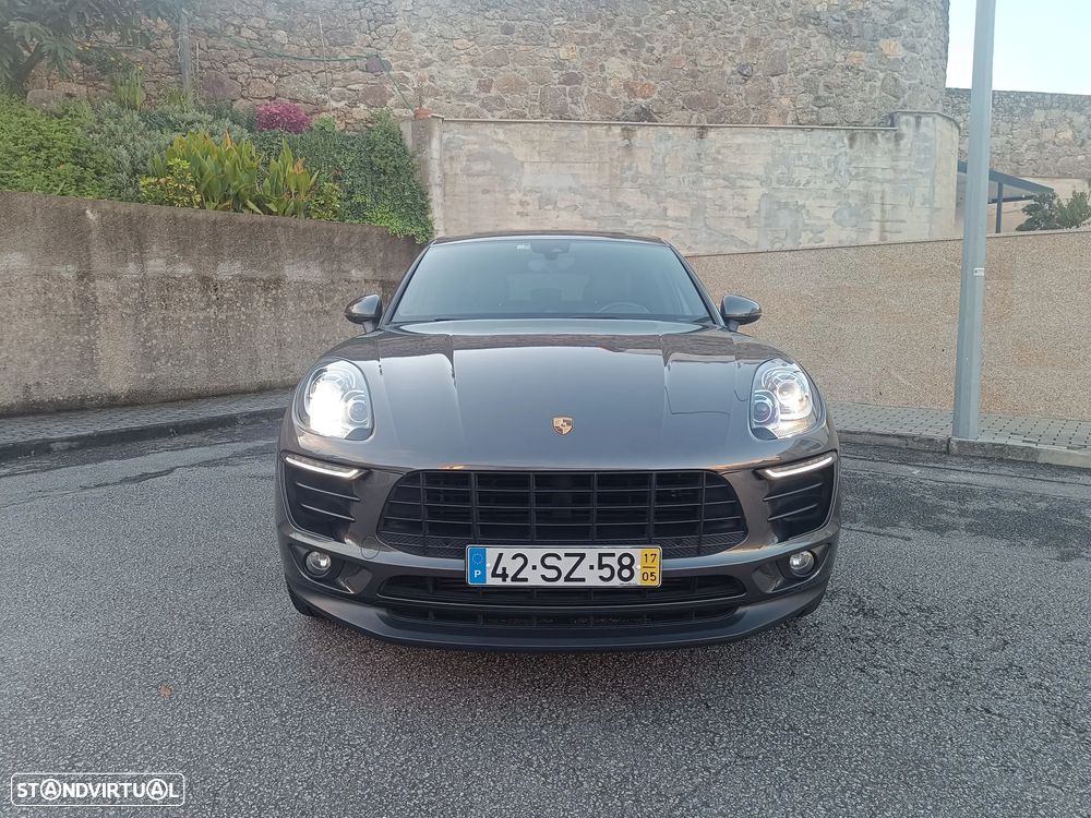 Porsche Macan Standard - 36