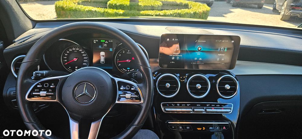 Mercedes-Benz GLC 200 4-Matic - 8