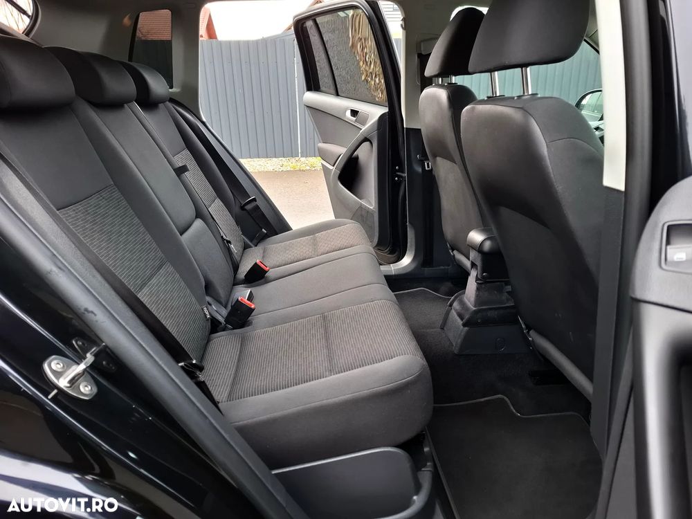 Volkswagen Tiguan 2.0 TDI DPF BlueMotion Technology Trend & Fun - 12