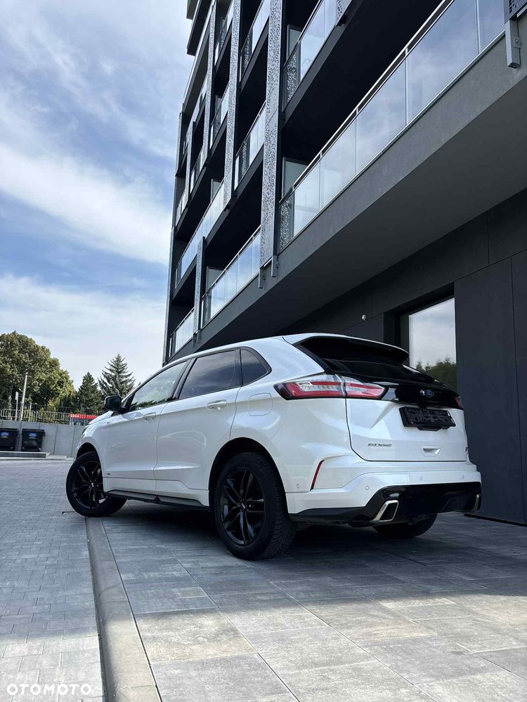 Ford Edge 2.0 EcoBlue Twin-Turbo 4WD ST-Line - 24