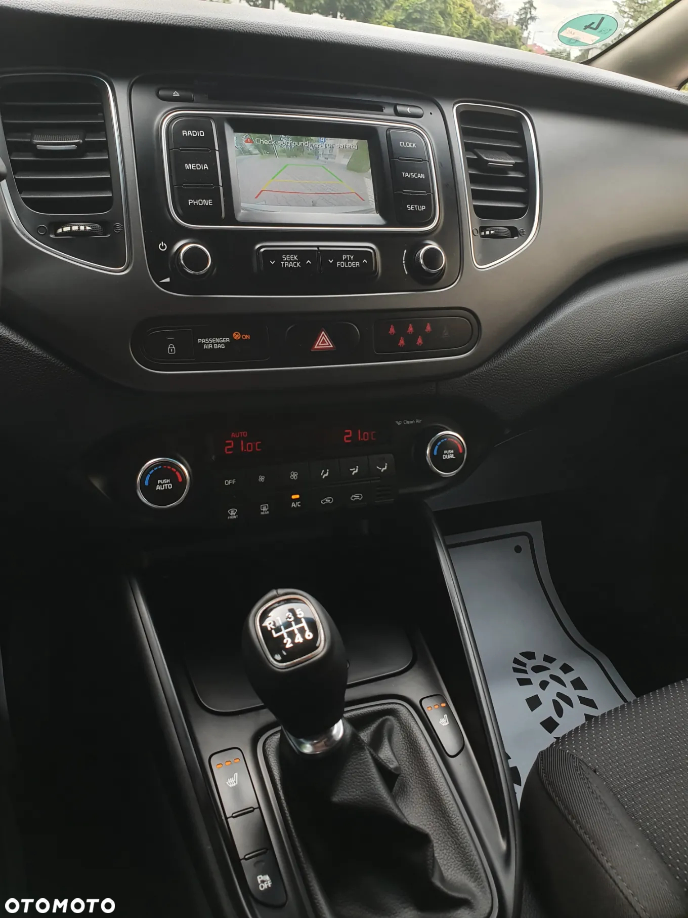 Kia Carens 2.0 GDI XL 7os - 10