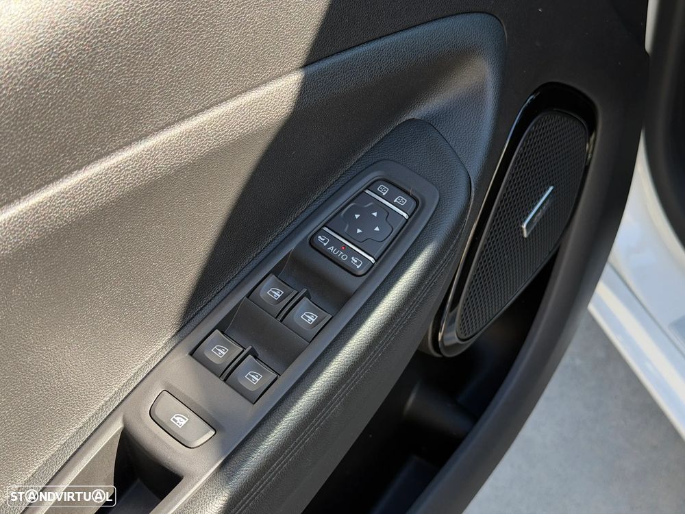 Renault Zoe (c/ Bateria) EV50 135hp Techno - 19