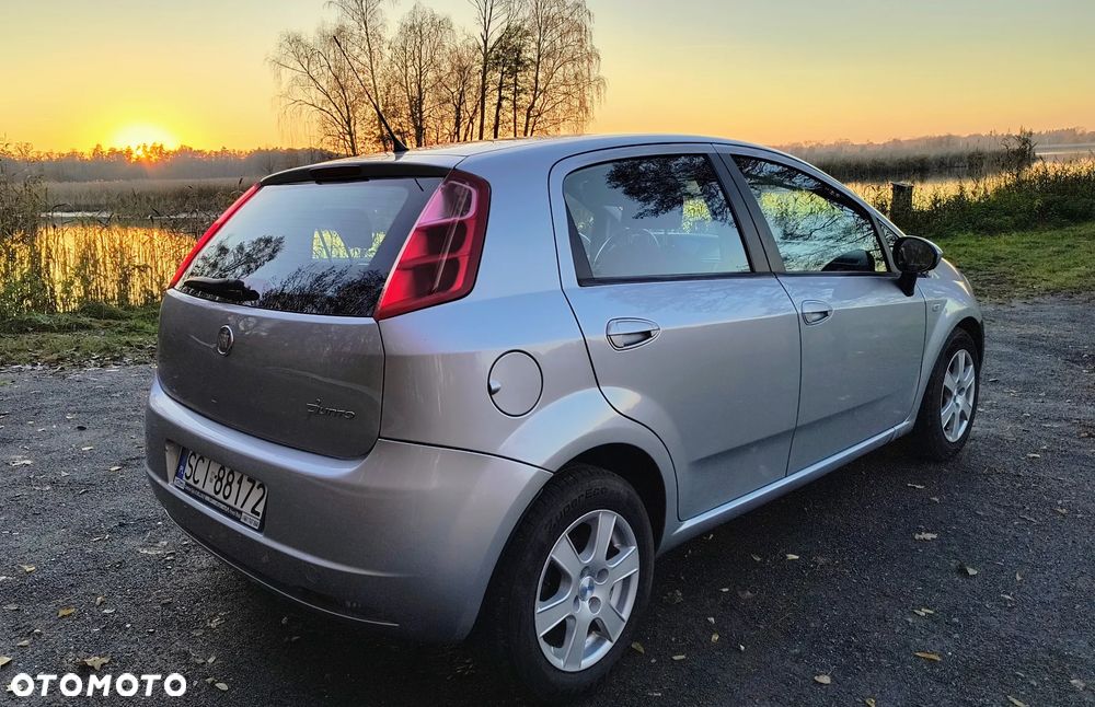 Fiat Grande Punto 1.4 16V Emotion - 2