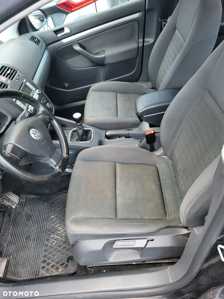 Volkswagen Golf 1.6 Trendline - 4