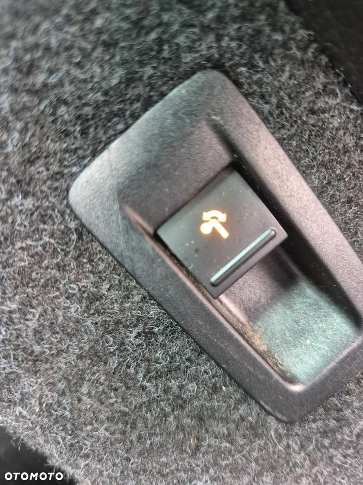 Volkswagen Passat 2.0 Blue TDI SCR Exclusive - 20