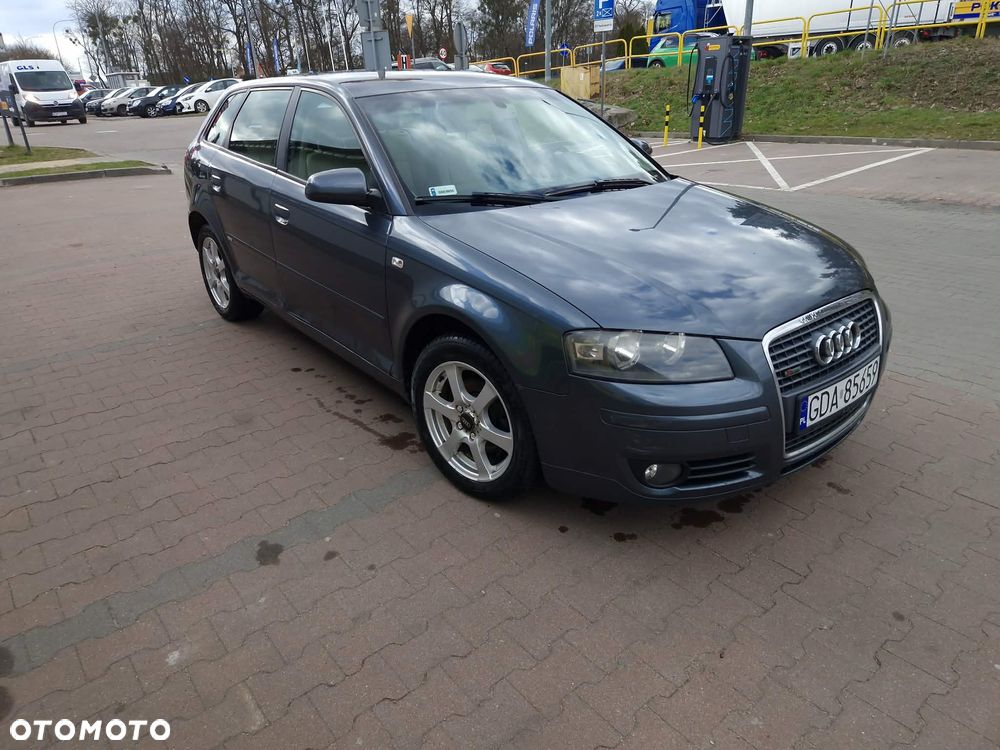 Audi A3 Sportback - 3