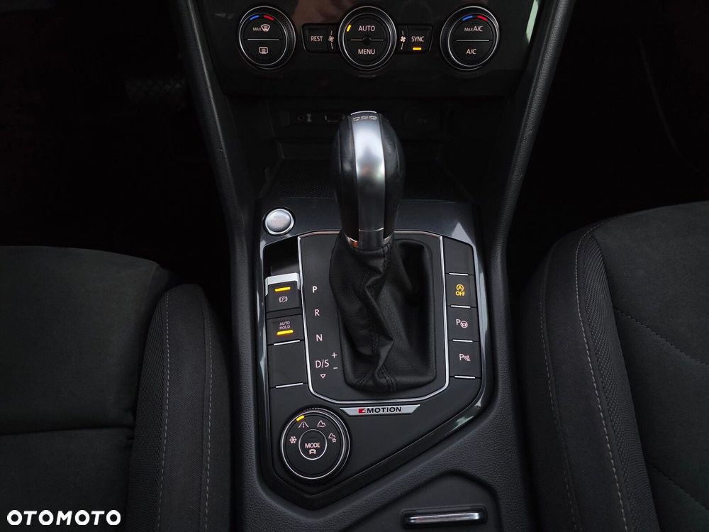 Volkswagen Tiguan 2.0 TSI BMT 4Mot Highline DSG - 27