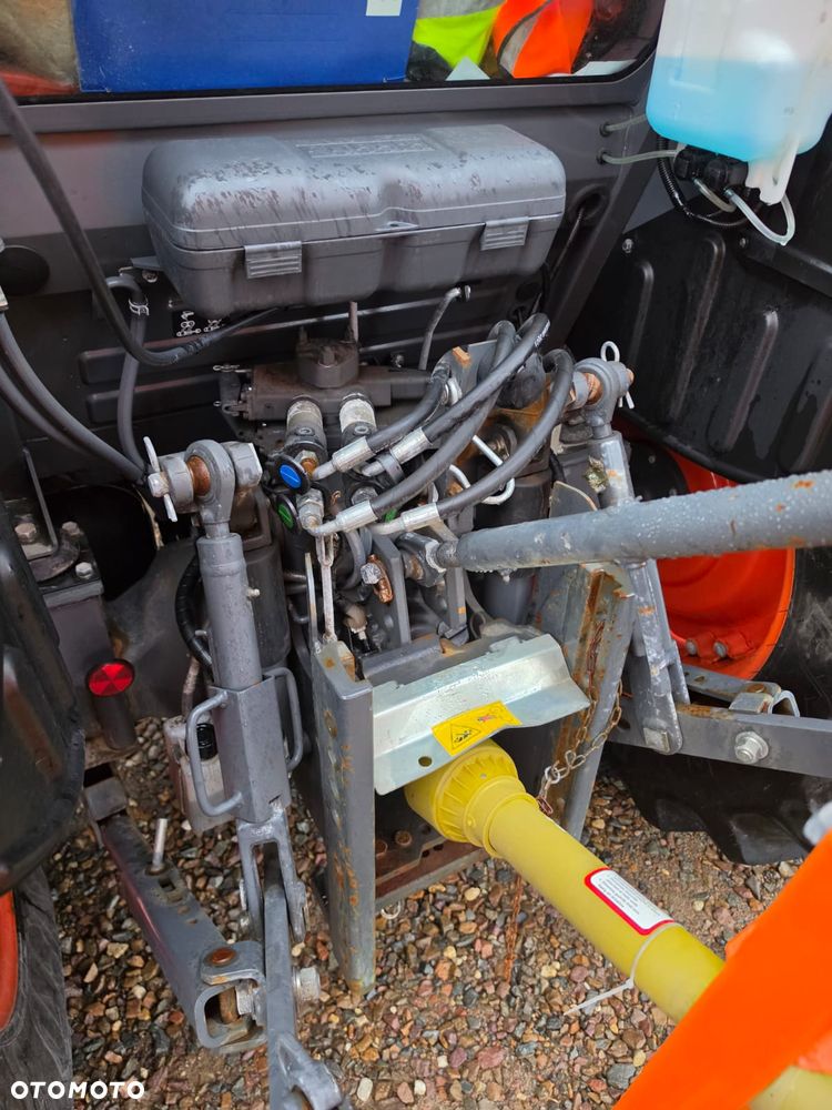Kubota M4-063 - 4