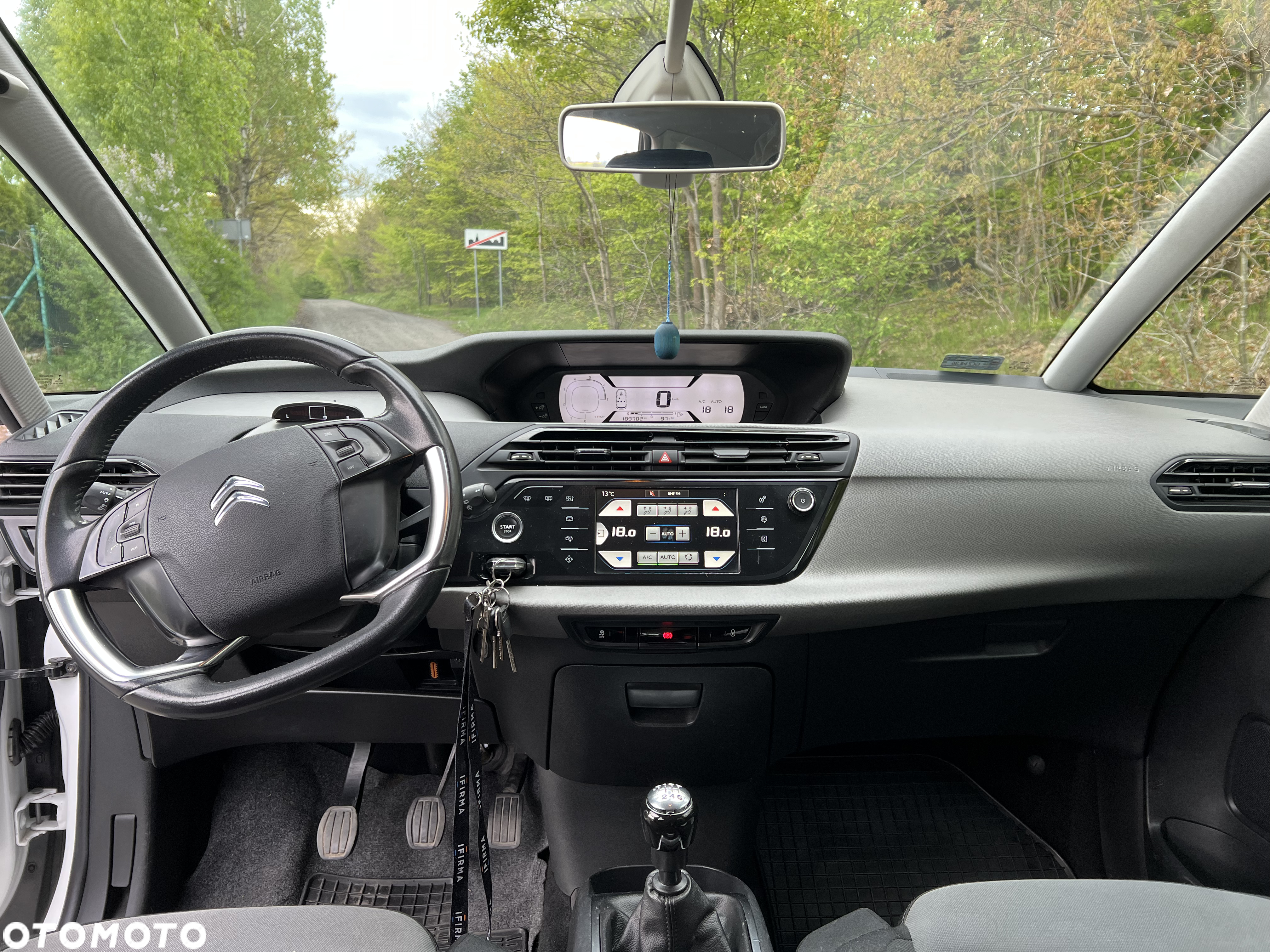 Citroën C4 Picasso - 9