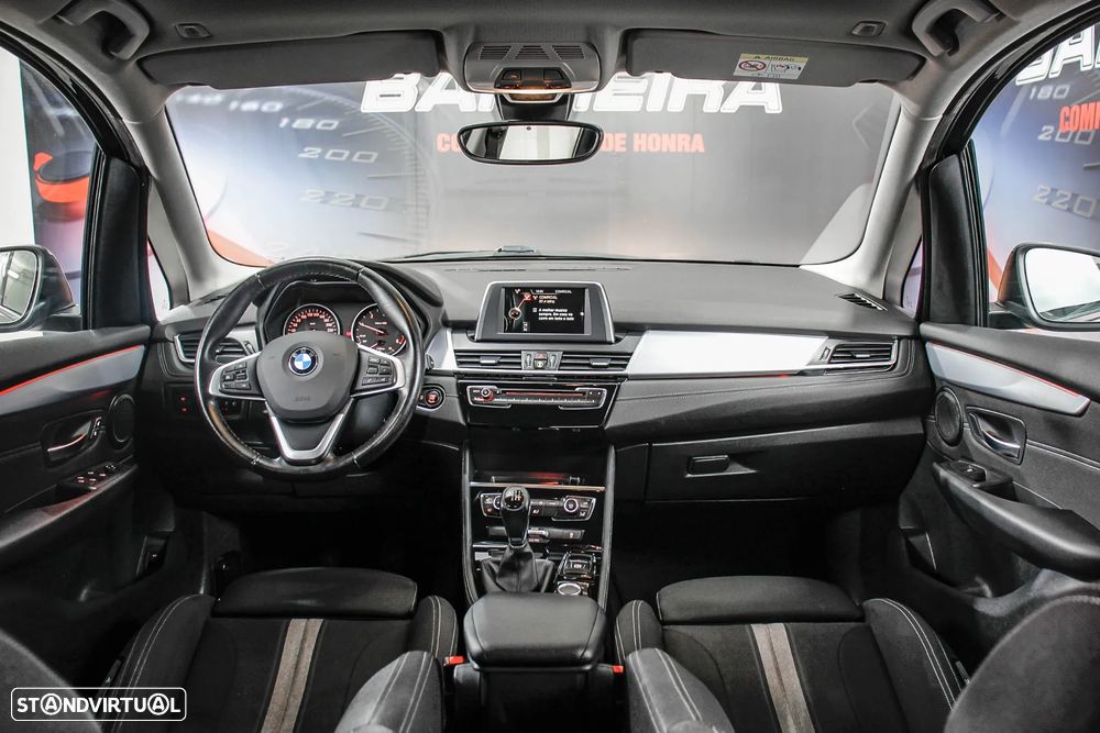 BMW 216 Active Tourer d Line Sport - 3