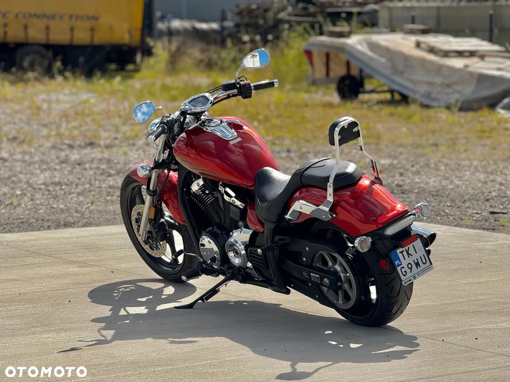 Yamaha XVS - 6