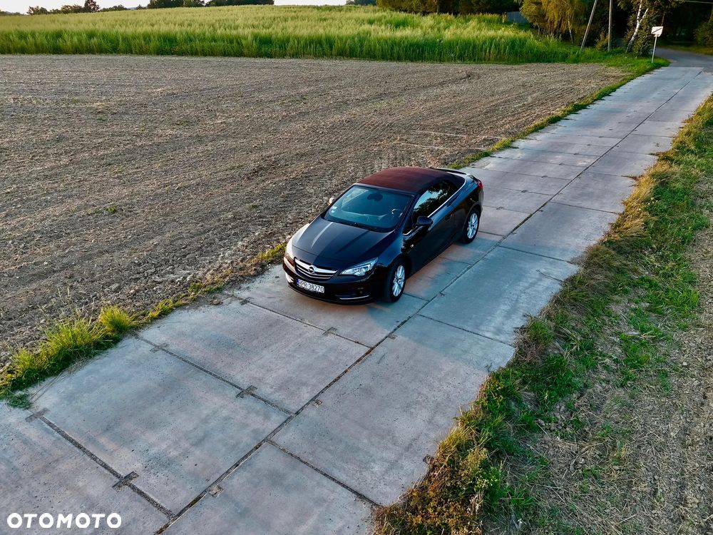 Opel Cascada - 12