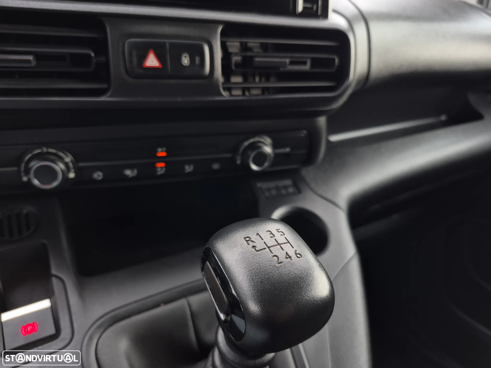 Opel Combo - 2022 | 100.000KM | GARANTIA | 3 LUGARES - 6