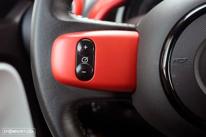 Renault Twingo Z.E. 22 Zen - 11