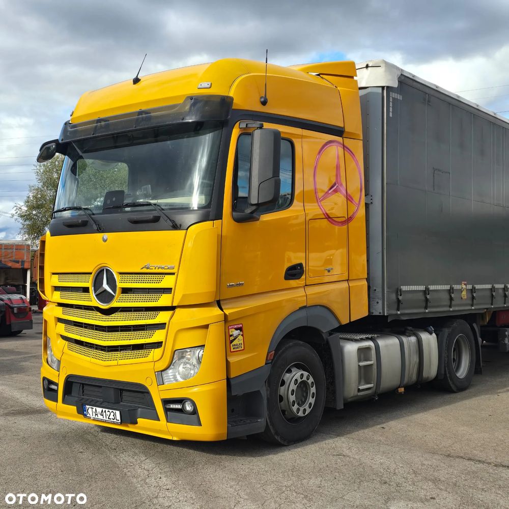 Mercedes-Benz Actros - 1