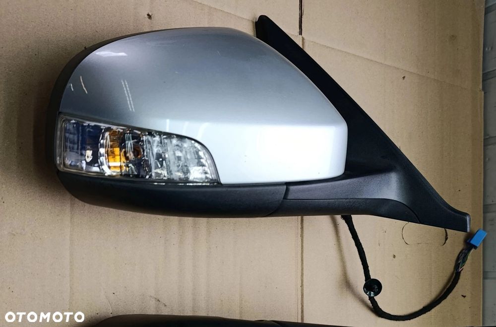 Volvo V50 lusterko lift PRAWE kolor 426-26 bez malowania S40 II lewe 10pin prawe 8 pin składane podświetlane - 1