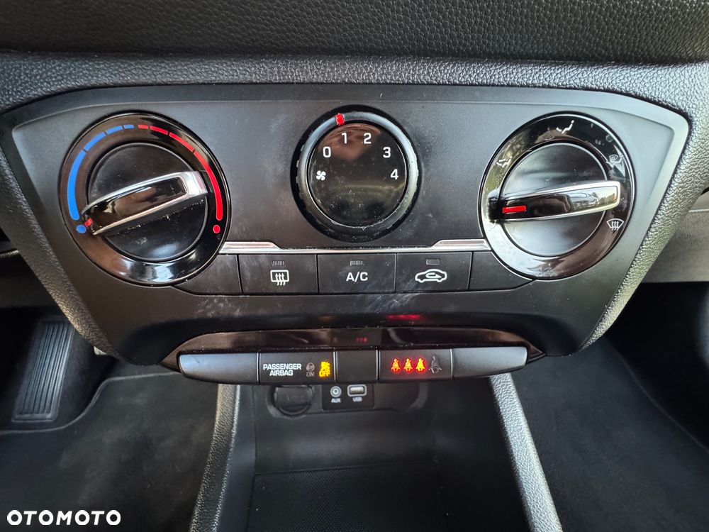 Hyundai i20 - 17